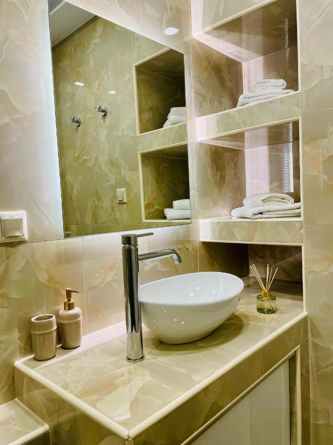 Apartamento Iris Luxury House Agioi Deka  Exterior foto