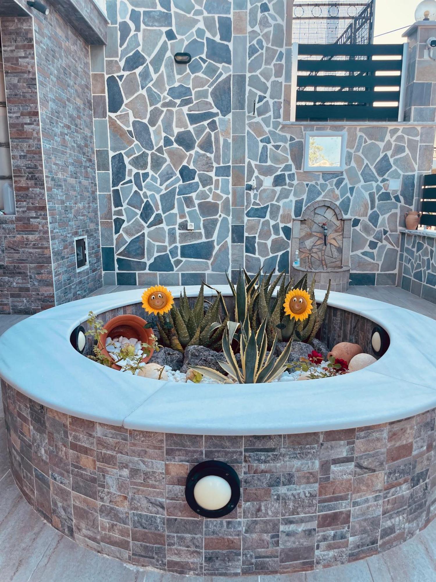 Apartamento Iris Luxury House Agioi Deka  Exterior foto